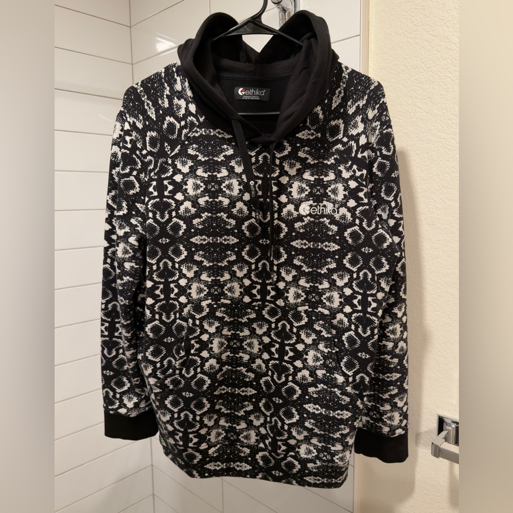 Ethika • Black Boa Snake Hoodie • Men’s Size Small